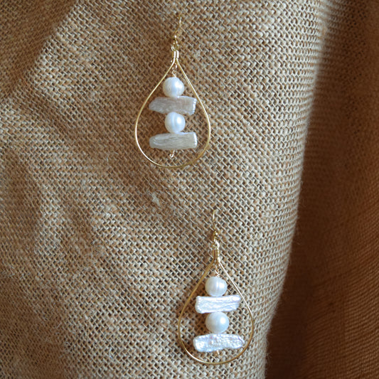 Handcrafted earrings with Biwa and potatoe pearl beads for elegant, refined style by Ayiti Chérie. Haitian-inspired, lifestyle brand