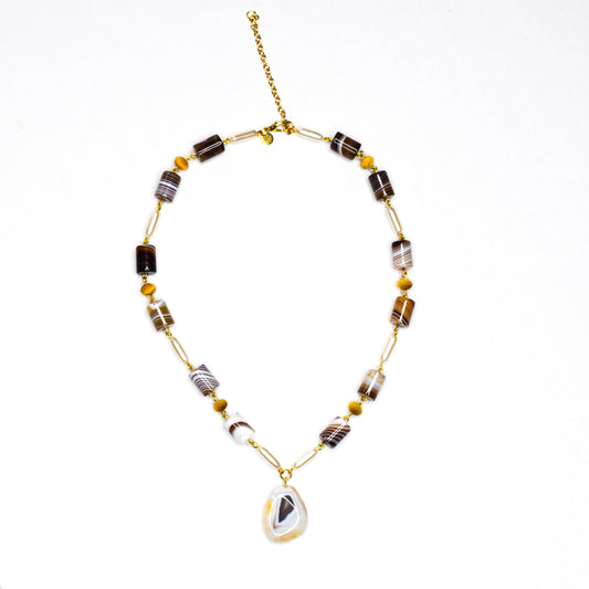 SOLENNEAGATE_PEARLNECKLACEBYAYITICHERIE-1