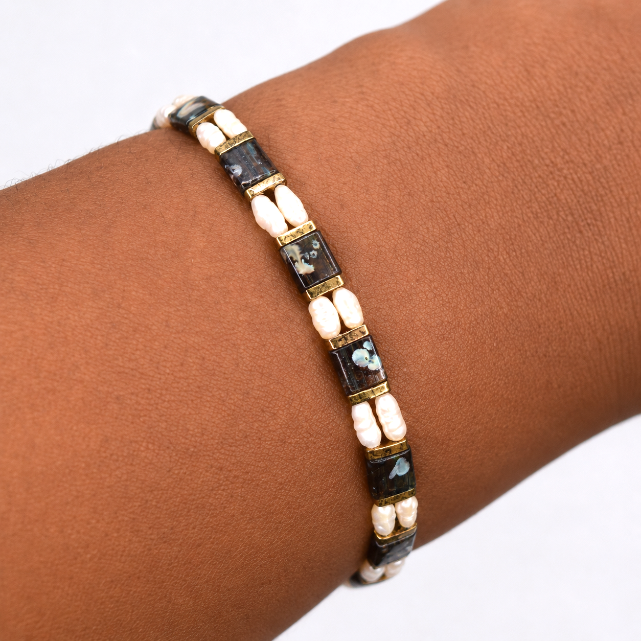 TI TREZO_FRESHWATER_AND_TILA_BEADS_DESIGN_10_BY_AYITI_CHERIE-A