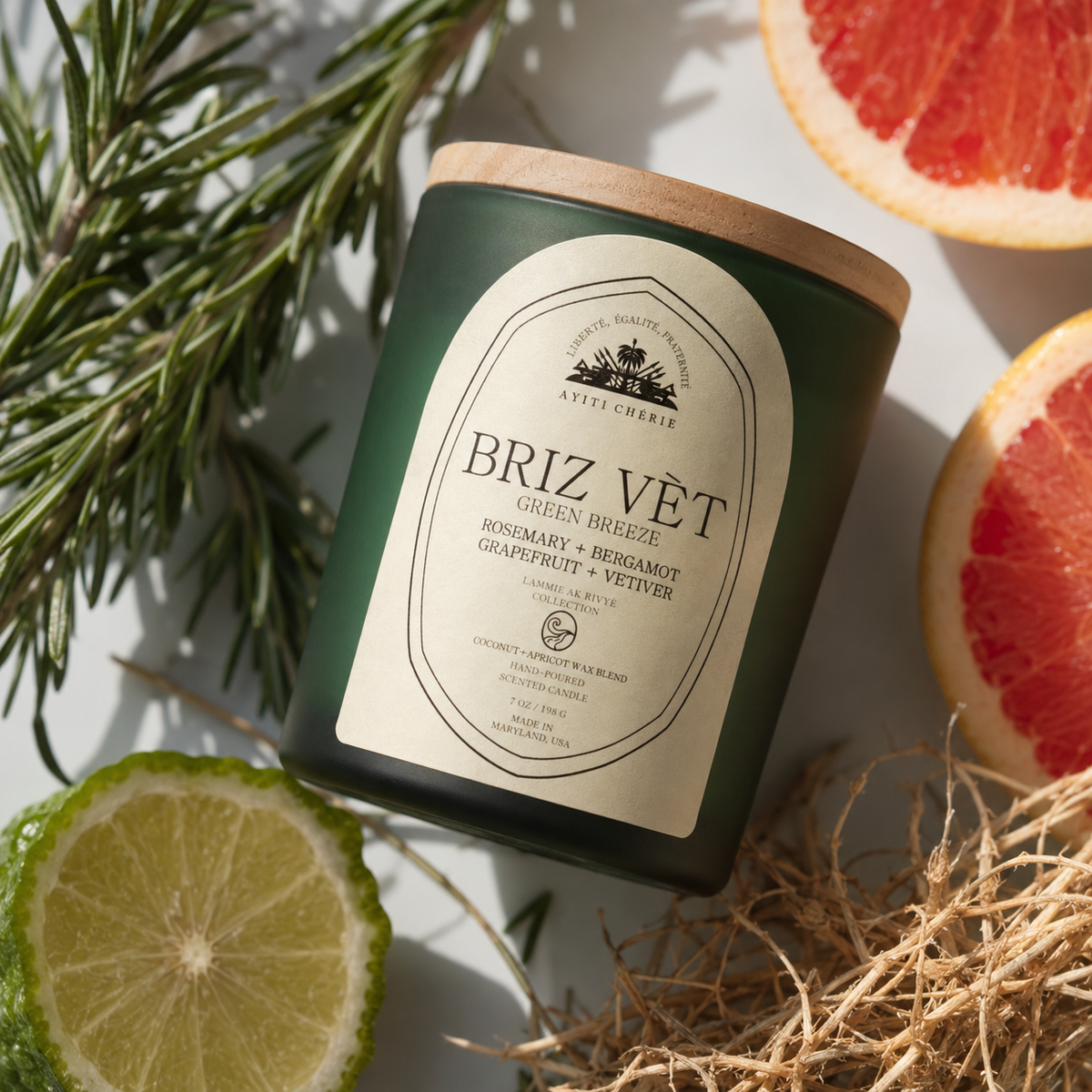 Briz_Vet-_Green_Breeze-_Coconut-Apricot_Wax_Candle_by_Ayiti_Cherie-7_a2367d69-83c5-4d4c-aa45-08a0c715ee33