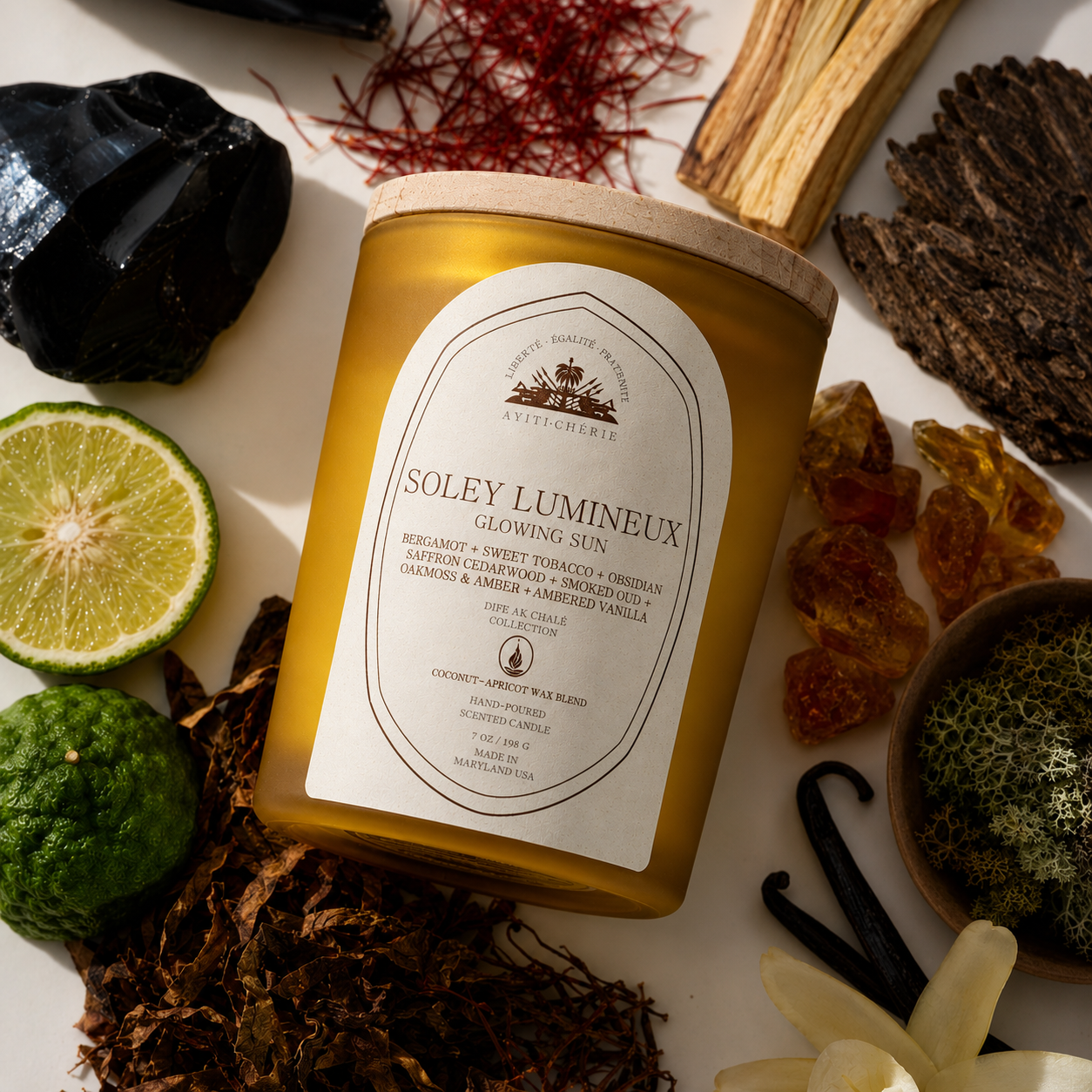 SOLEY_LUMINEUX__BERGAMOT_OBSIDIAN_SMOKED_OUD_SWEETTOBACCO_SAFFRONCEDARWOOD_AMBEREDVANILLA_OAKMOSSANDAMBERCandlebyAyitiCherie