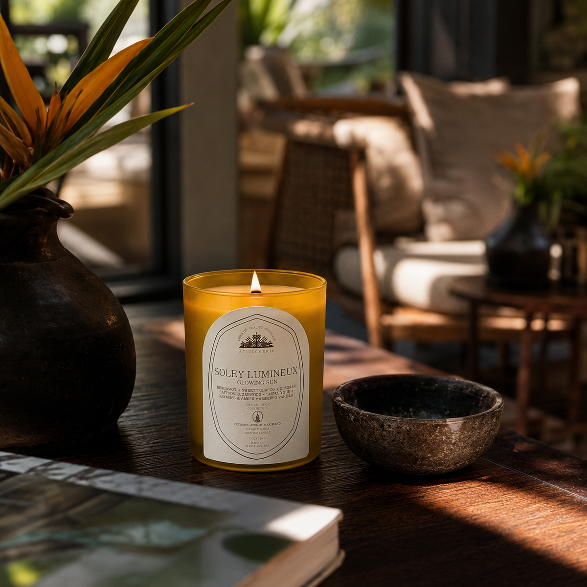 SOLEY LUMINEUX _BERGAMOT_OBSIDIAN_SMOKED OUD_SWEETTOBACCO_SAFFRONCEDARWOOD_AMBEREDVANILLA_OAKMOSSANDAMBERCandlebyAyitiCherie