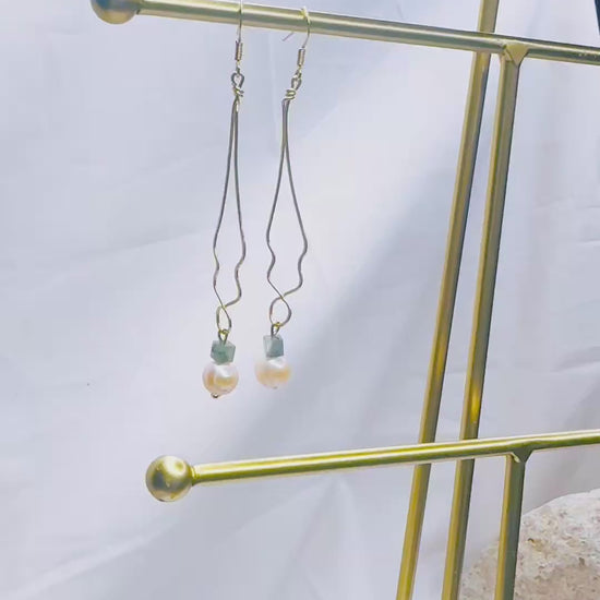 SORELLA_LABRADORITE_FRESHWATERPEARLEARRINGBYAYITICHERIE-3-9