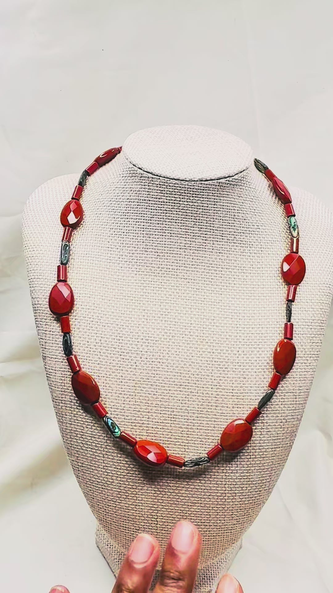 DELIMENE_REDJASPER_ABALONENECKLACE-1